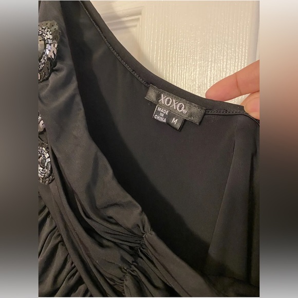 XOXO Brand Women’s Blouse Top Shirt Black Sequins NWT M Medium - Picture 4 of 5